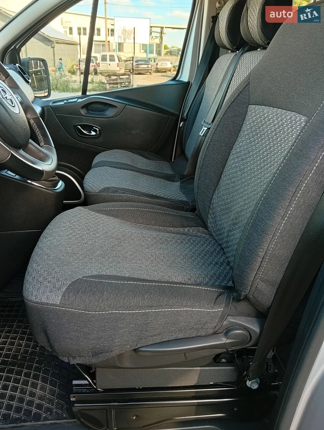 2017 Opel Vivaro - мініатюра 24