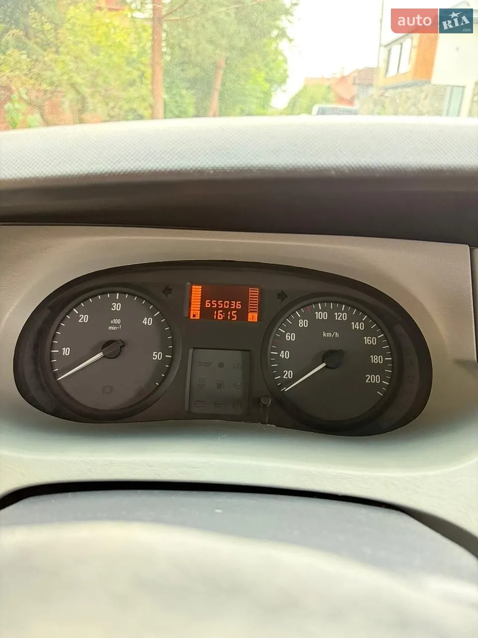 2010 Opel Vivaro - мініатюра 16