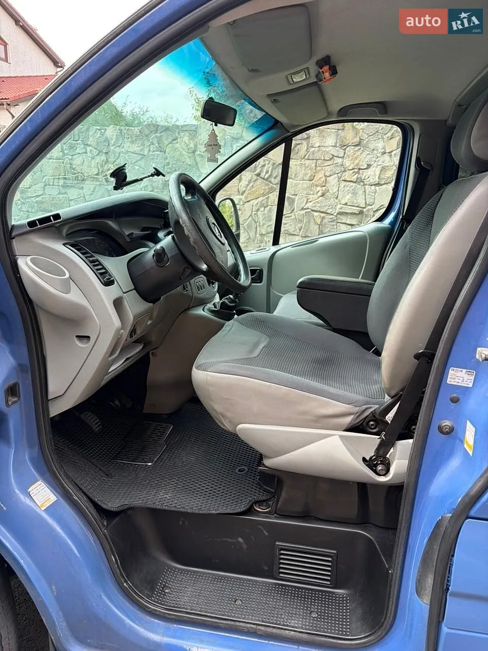 2010 Opel Vivaro - мініатюра 20