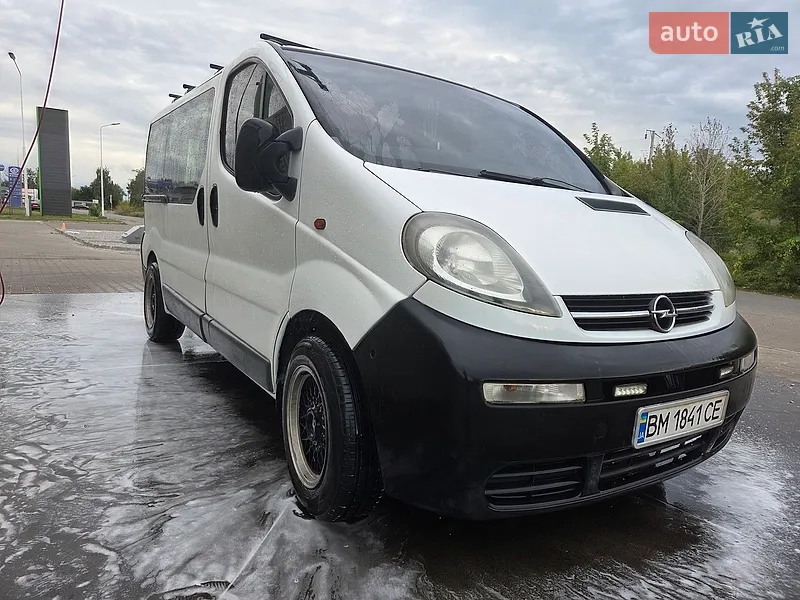 Opel Vivaro 2003