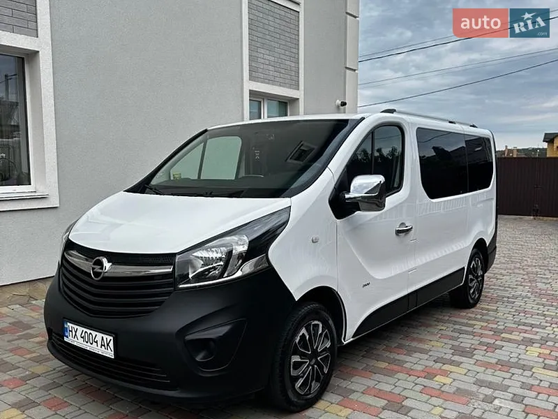 Opel Vivaro 2015
