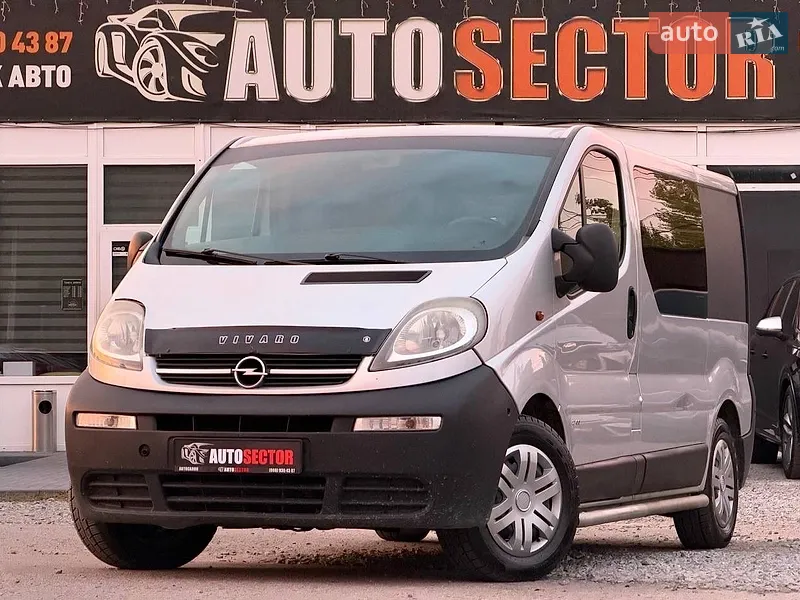 Opel Vivaro 2004