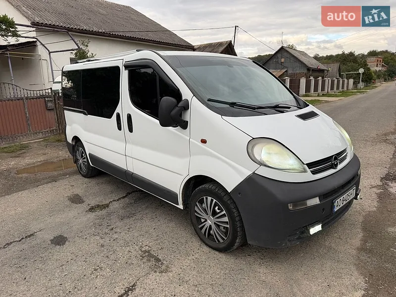 Opel Vivaro 2005