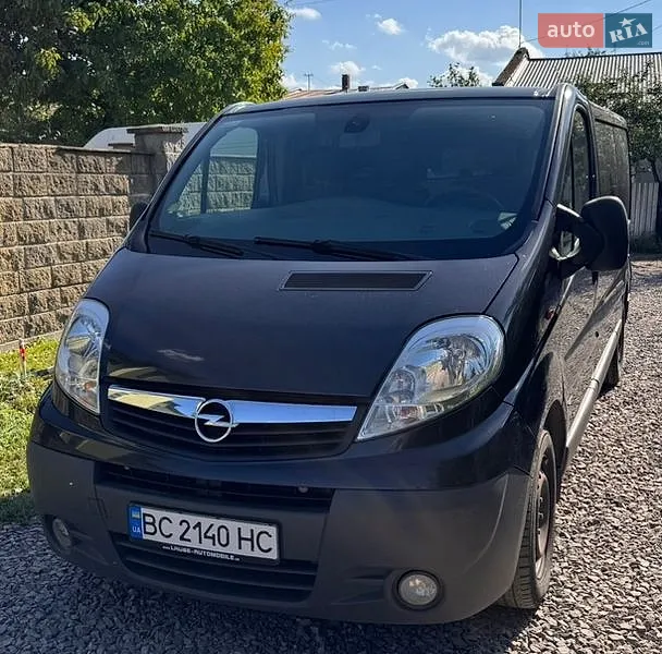 Opel Vivaro 2014