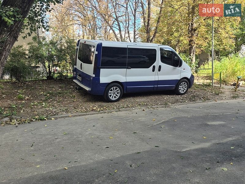 Минивэн Opel Vivaro 2006 в Киеве