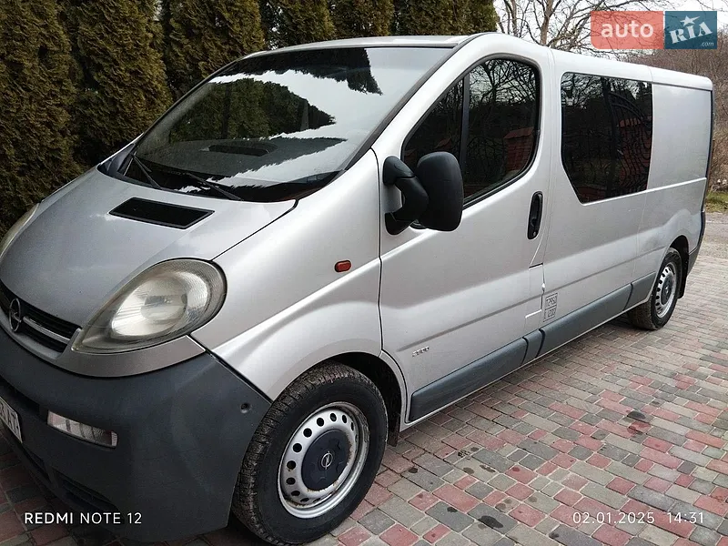 Opel Vivaro 2005
