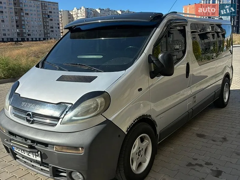 Opel Vivaro 2006