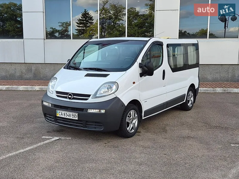 Opel Vivaro 2005