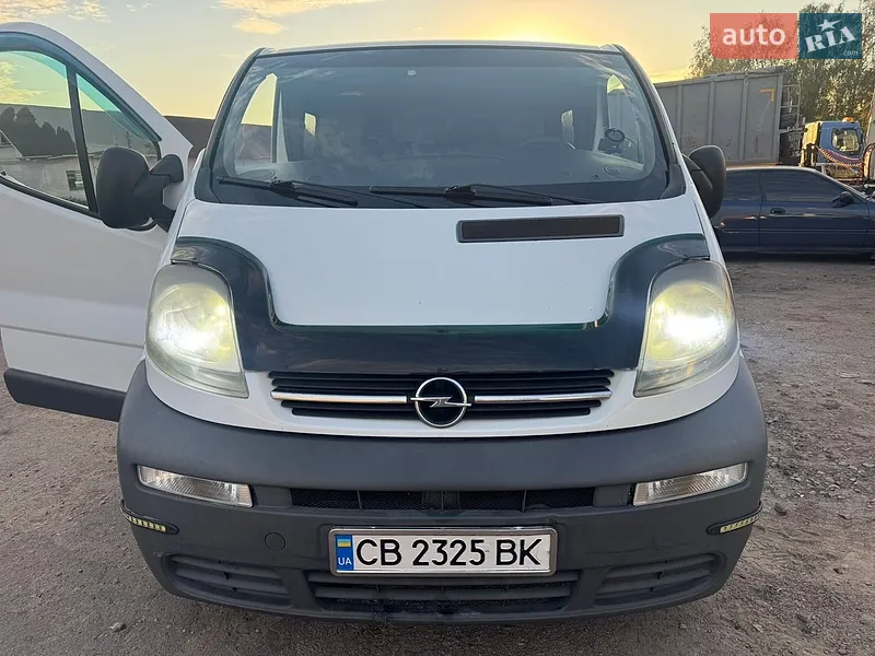 Opel Vivaro 2006