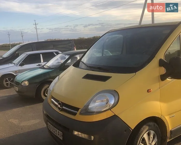 Opel Vivaro 2004