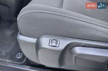 Мінівен Opel Zafira Electric 2020 в 