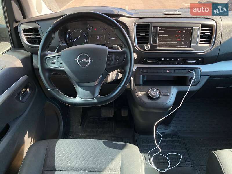 Минивэн Opel Zafira Life 2020 в Киеве