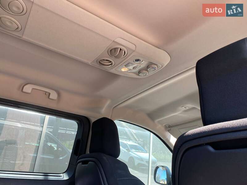 Минивэн Opel Zafira Life 2020 в Киеве