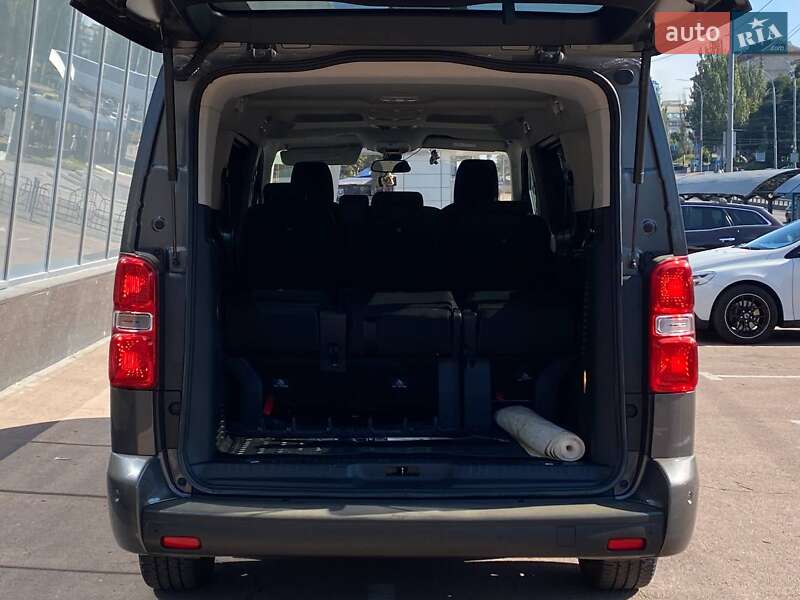 Минивэн Opel Zafira Life 2020 в Киеве фото 4 Минивэн Opel Zafira Life 2020 в Киеве