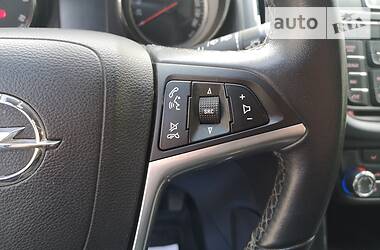 Минивэн Opel Zafira Tourer 2014 в 