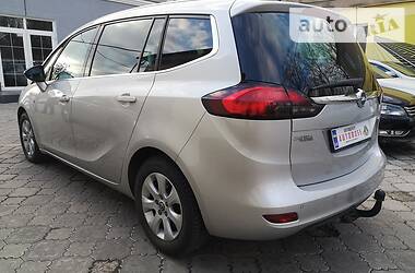 Минивэн Opel Zafira Tourer 2014 в 
