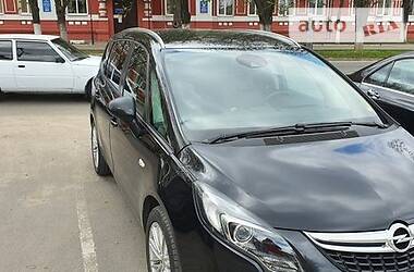 Минивэн Opel Zafira Tourer 2014 в Новомосковске