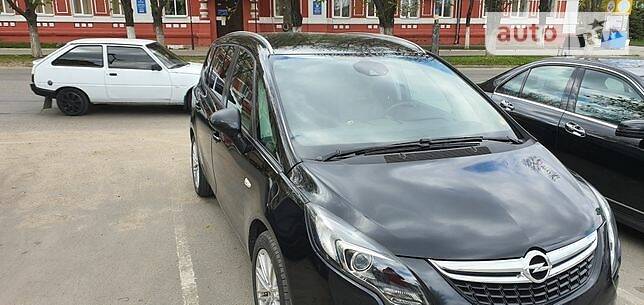 Минивэн Opel Zafira Tourer 2014 в Новомосковске