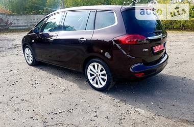 Минивэн Opel Zafira Tourer 2012 в Луцке