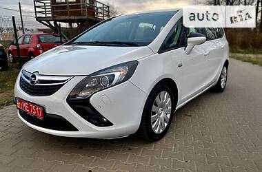 Минивэн Opel Zafira Tourer 2015 в Ровно