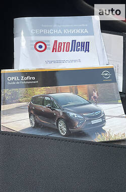Минивэн Opel Zafira Tourer 2014 в Нововолынске