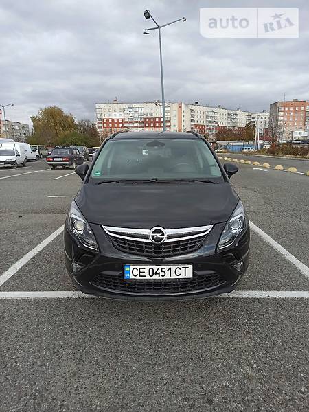 Универсал Opel Zafira Tourer 2016 в Черновцах