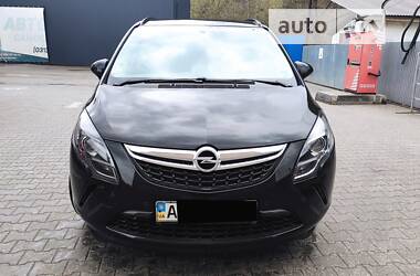 Мінівен Opel Zafira Tourer 2012 в Рахові