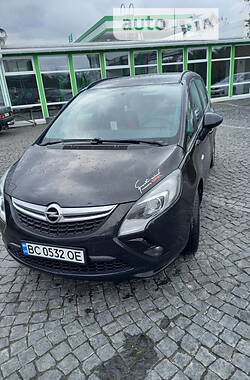 Мінівен Opel Zafira Tourer 2012 в Золочеві