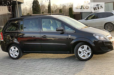 Мінівен Opel Zafira Tourer 2011 в Стрию