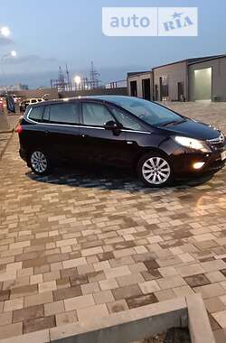 Минивэн Opel Zafira Tourer 2014 в Полтаве