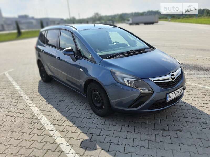 Минивэн Opel Zafira Tourer 2013 в Коломые
