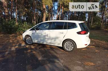 Минивэн Opel Zafira Tourer 2015 в Пирятине