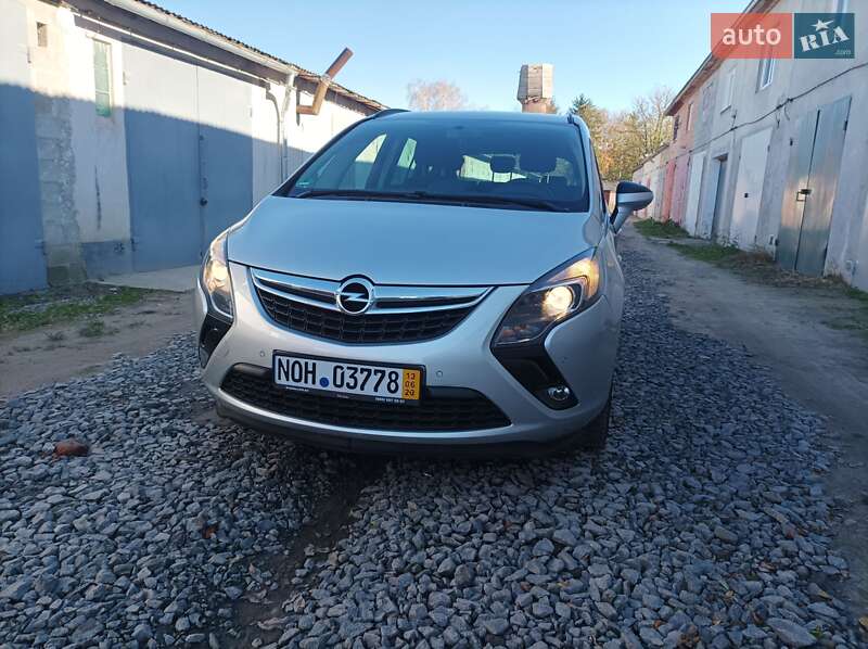 Мінівен Opel Zafira Tourer 2015 в Бродах