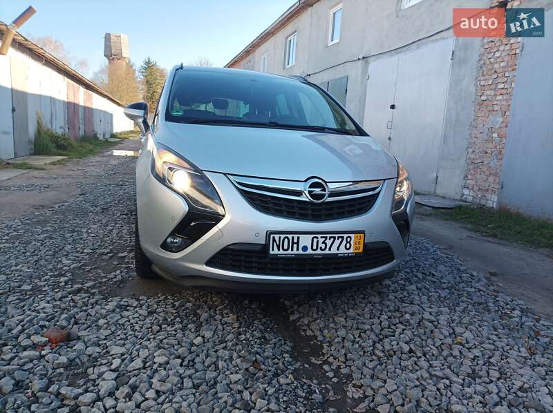 Мінівен Opel Zafira Tourer 2015 в Бродах