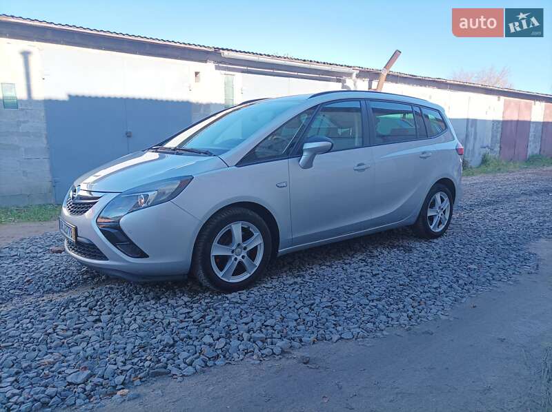 Мінівен Opel Zafira Tourer 2015 в Бродах