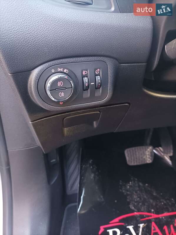 Мінівен Opel Zafira Tourer 2015 в Бродах