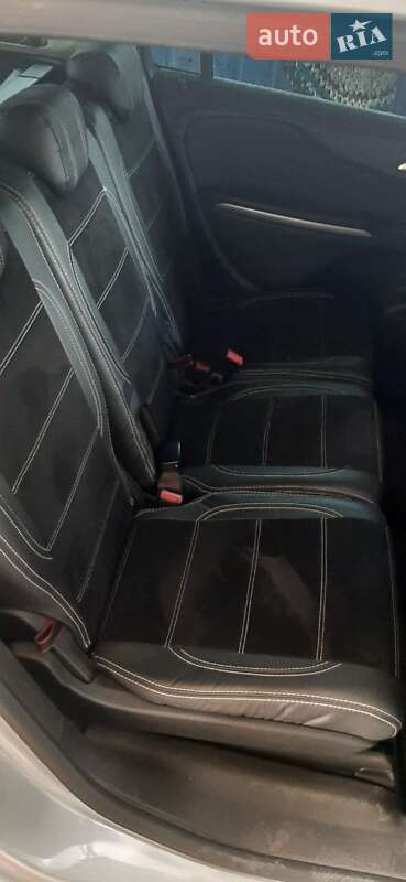 Минивэн Opel Zafira Tourer 2012 в Кривом Роге