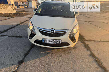 Минивэн Opel Zafira Tourer 2015 в Черновцах