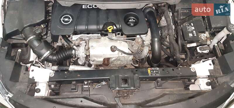 Мінівен Opel Zafira Tourer 2017 в Черкасах фото 7 Мінівен Opel Zafira Tourer 2017 в Черкасах