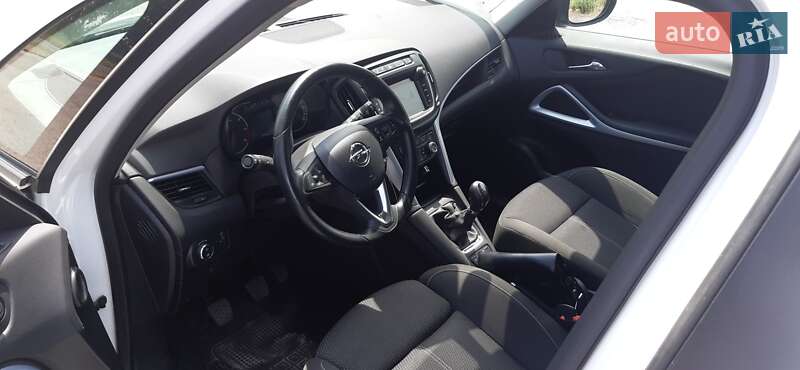 Мінівен Opel Zafira Tourer 2017 в Черкасах фото 5 Мінівен Opel Zafira Tourer 2017 в Черкасах