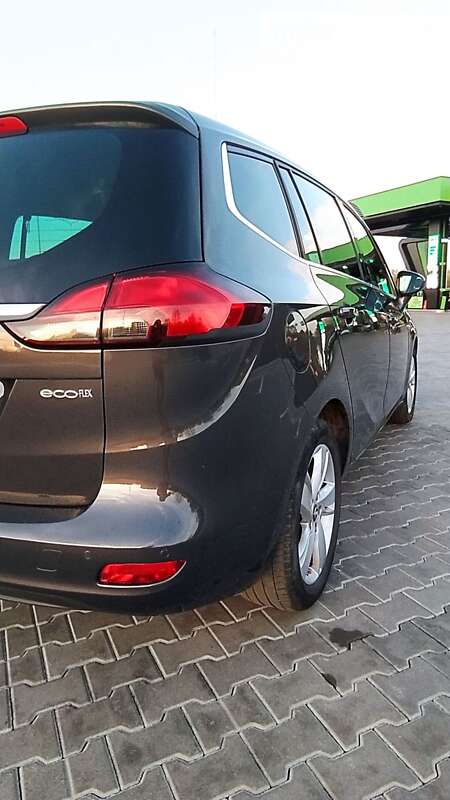 Минивэн Opel Zafira Tourer 2014 в Стрые