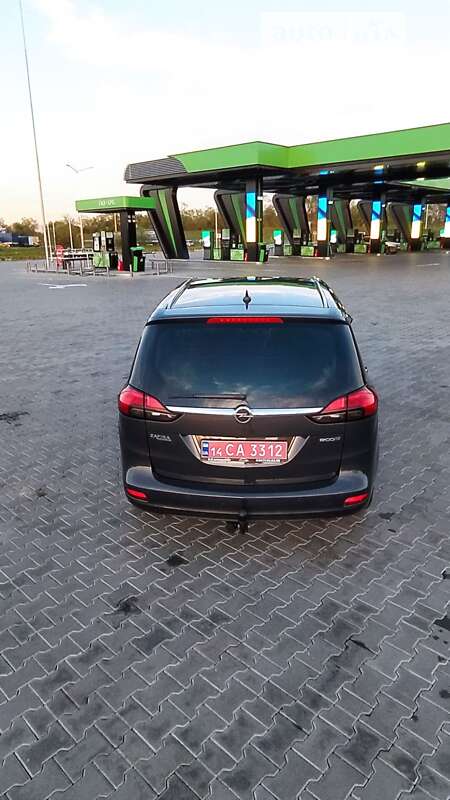Минивэн Opel Zafira Tourer 2014 в Стрые