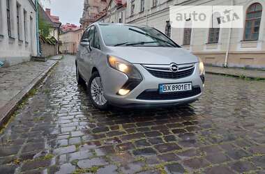 Минивэн Opel Zafira Tourer 2013 в Каменец-Подольском