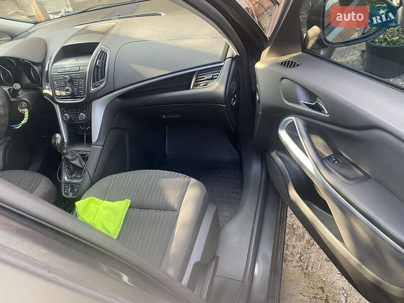 Мінівен Opel Zafira Tourer 2012 в Тарасівці фото 33 Мінівен Opel Zafira Tourer 2012 в Тарасівці