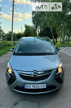 Мінівен Opel Zafira Tourer 2012 в Лубнах