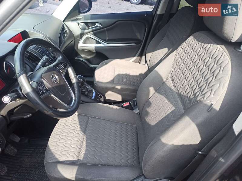 Минивэн Opel Zafira Tourer 2013 в Полтаве