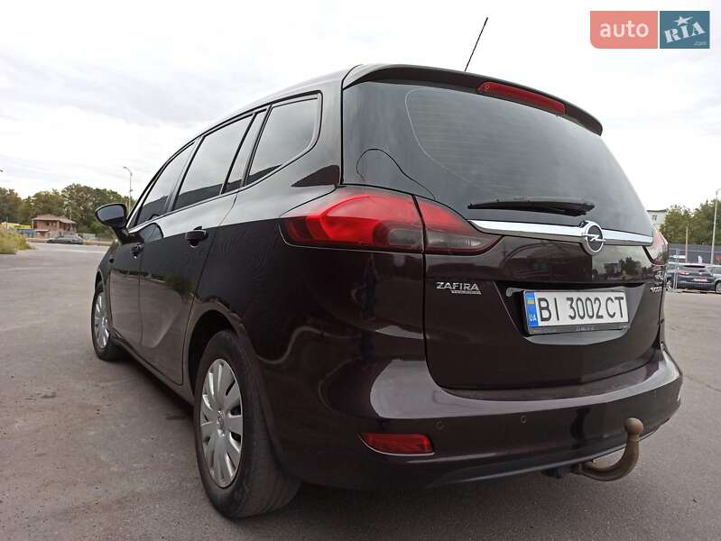 Минивэн Opel Zafira Tourer 2013 в Полтаве