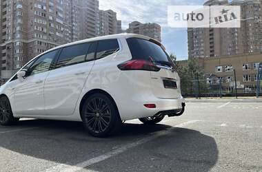 Минивэн Opel Zafira Tourer 2018 в Киеве