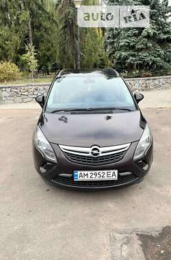 Минивэн Opel Zafira Tourer 2014 в Житомире