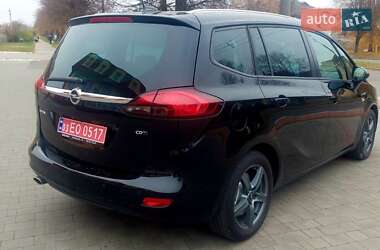 Минивэн Opel Zafira Tourer 2017 в 